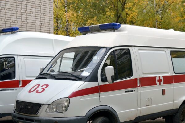 Столичные врачи спасли мальчика, который несколько дней ел обшивку дивана